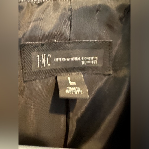 Men’s Blazer - Picture 3 of 3